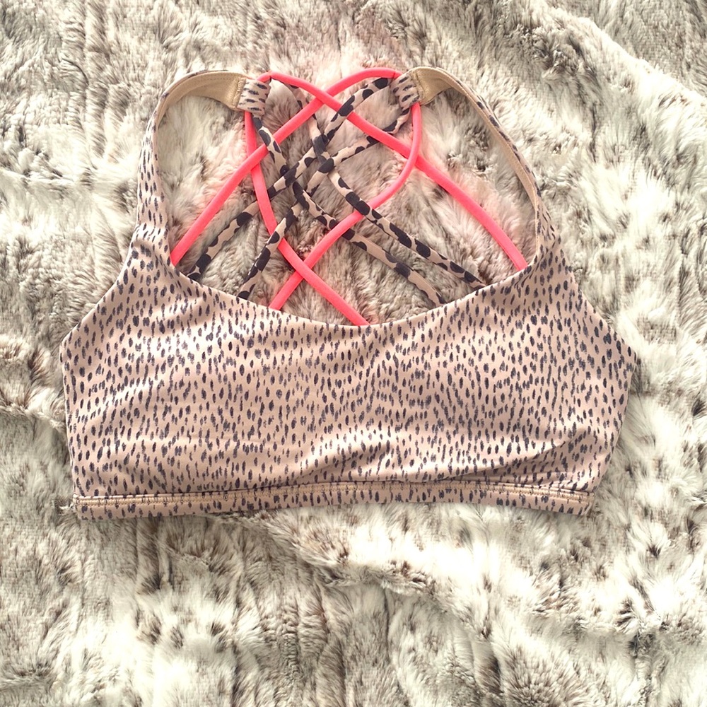 Lululemon Free to be Wild Bra 🤎
